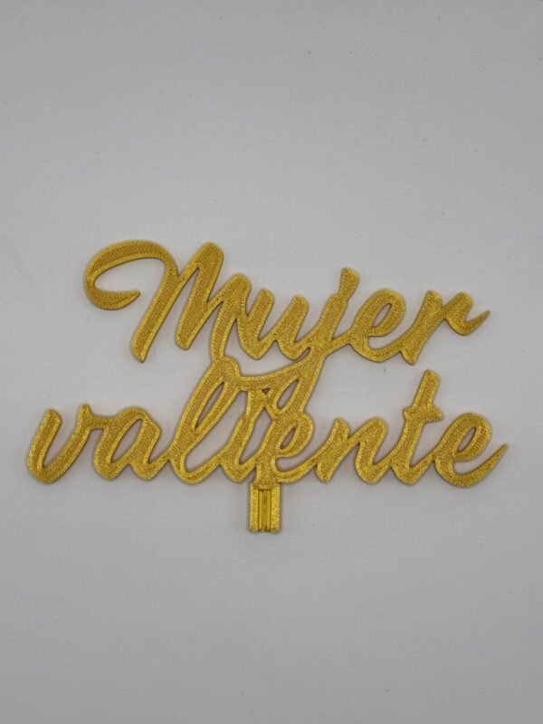 Pin Mujer Valiente - Imagen 13