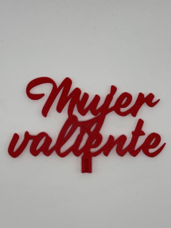 Pin Mujer Valiente